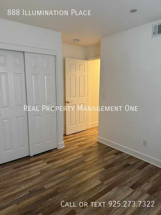 888 Illumination Pl - Photo 7 of 28