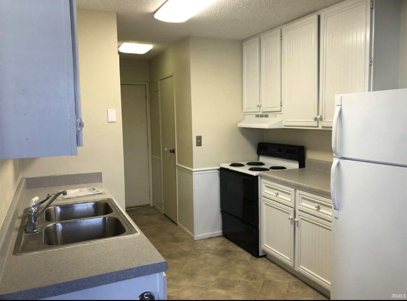 3290 Hanover Dr - Photo 3 of 10