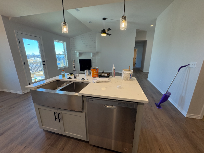 896 S Silverwood Ln - Photo 5 of 33