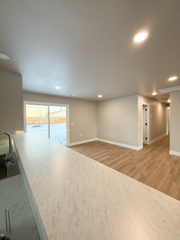 2517 Arnold Ln - Photo 2 of 17