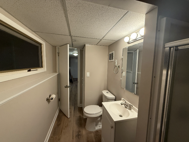 18508 W Woodland Ter #2 - Photo 4 of 5