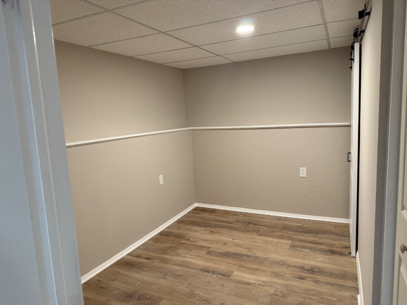 18508 W Woodland Ter #2 - Photo 5 of 5