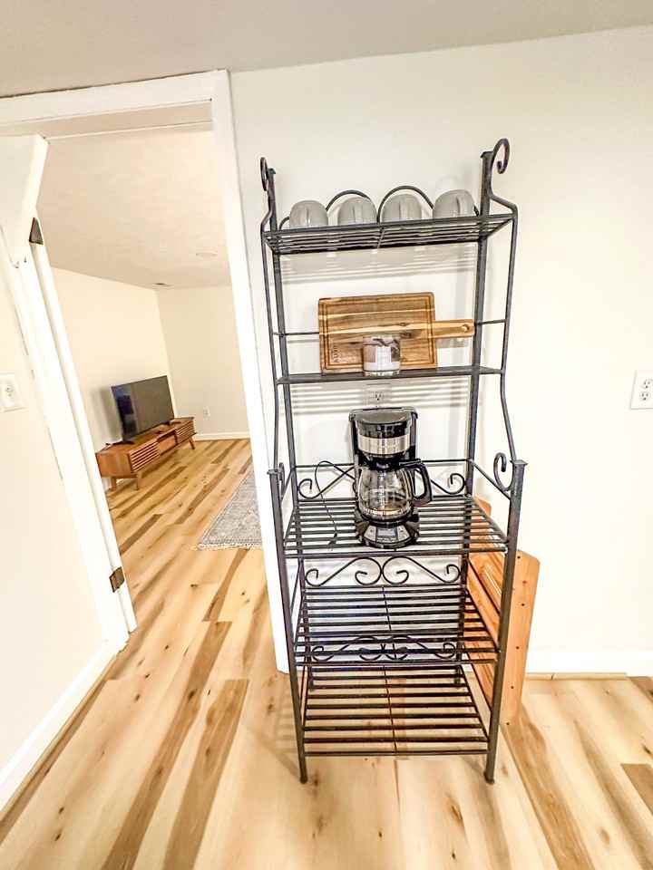 Peppers Ferry Rd Ne #C - Photo 7 of 17