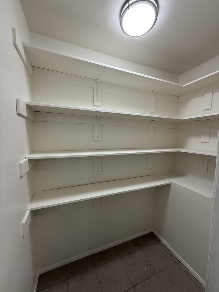 4832 Converse St #2 - Photo 4 of 20