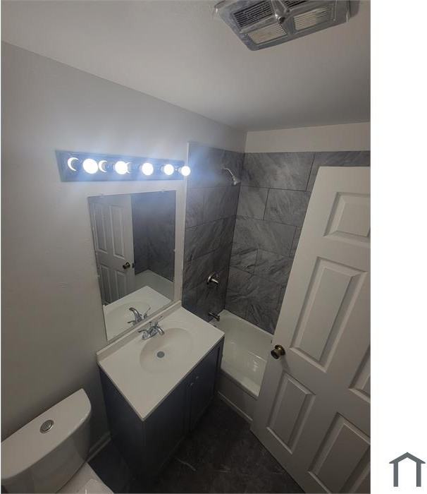 7915 S Saginaw Ave #C - Photo 3 of 8