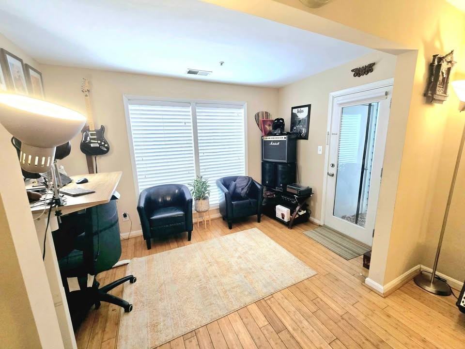 3175 Summit Square Drive - Photo 2 of 8