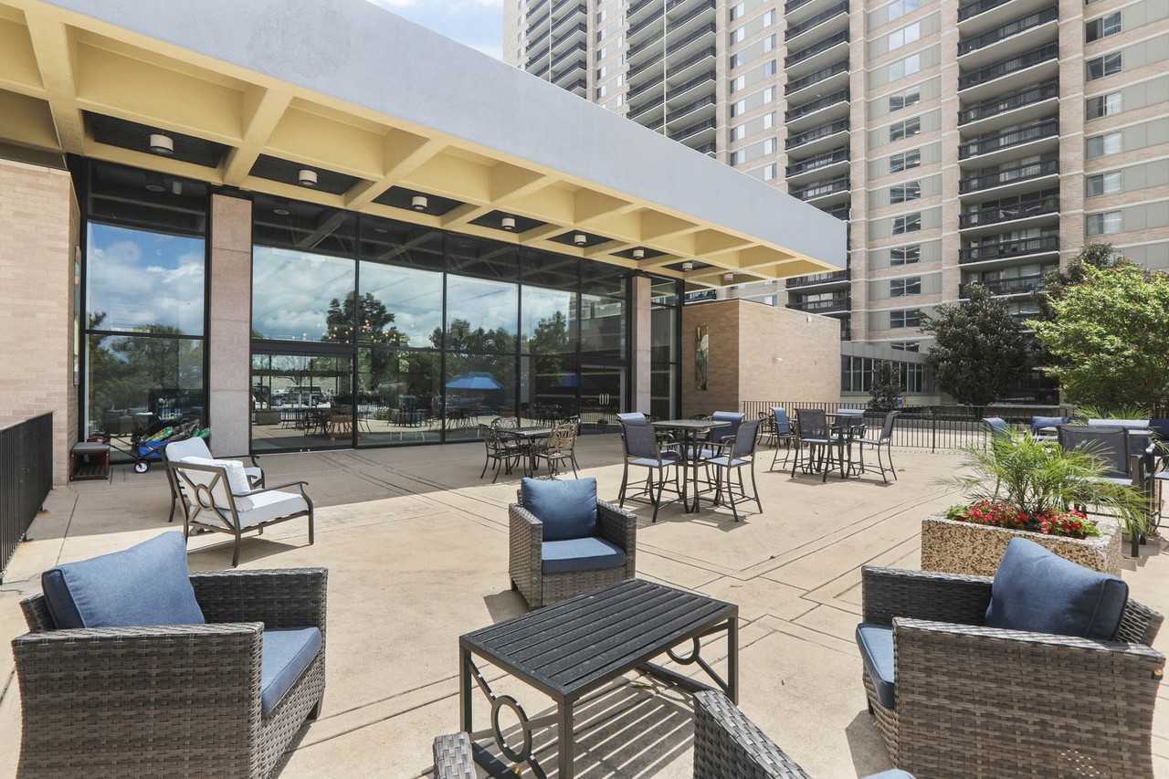 Skyline Towers - Photo 5 of 23