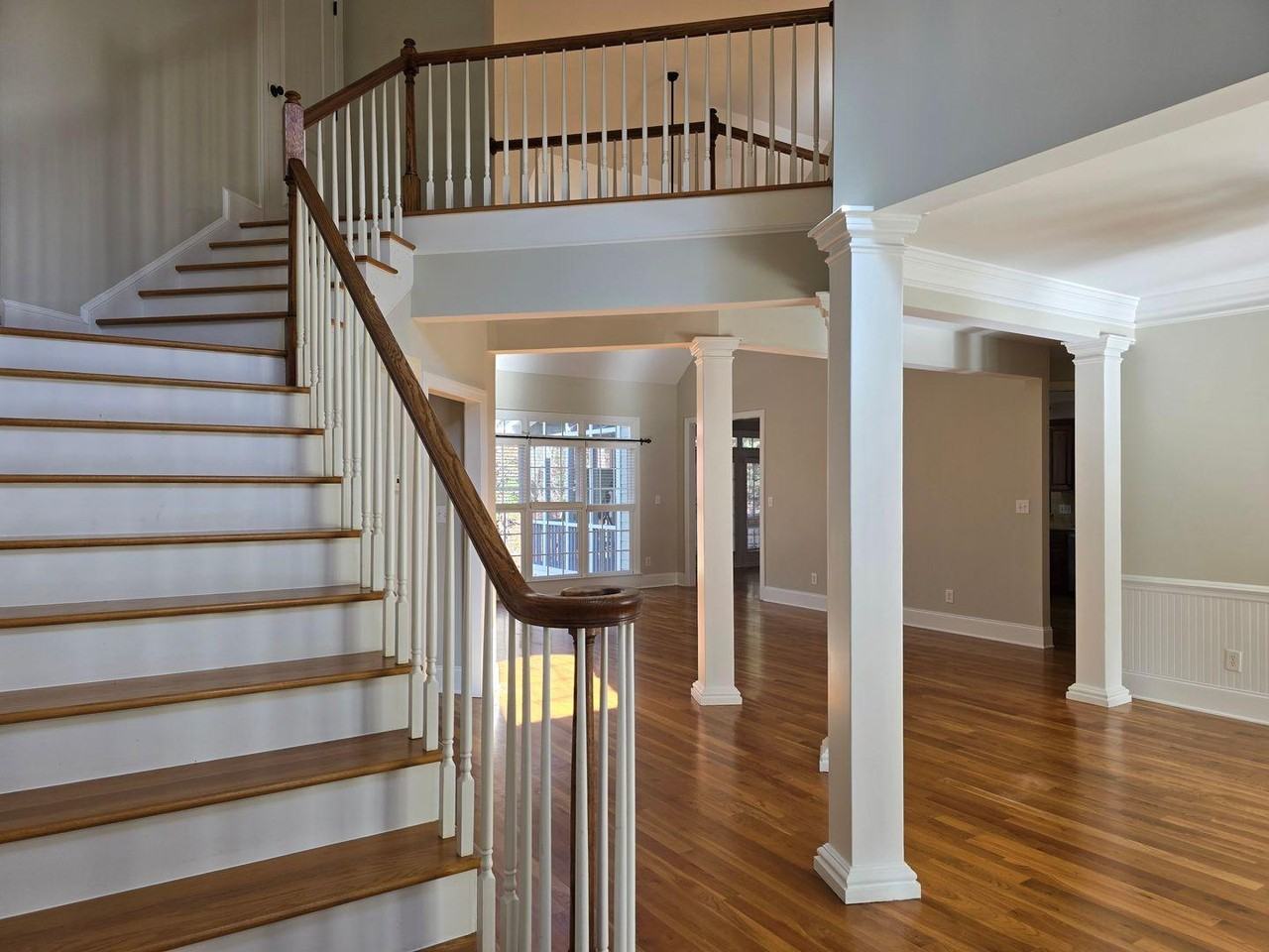 3653 Pleasants Ridge Dr - Photo 4 of 34