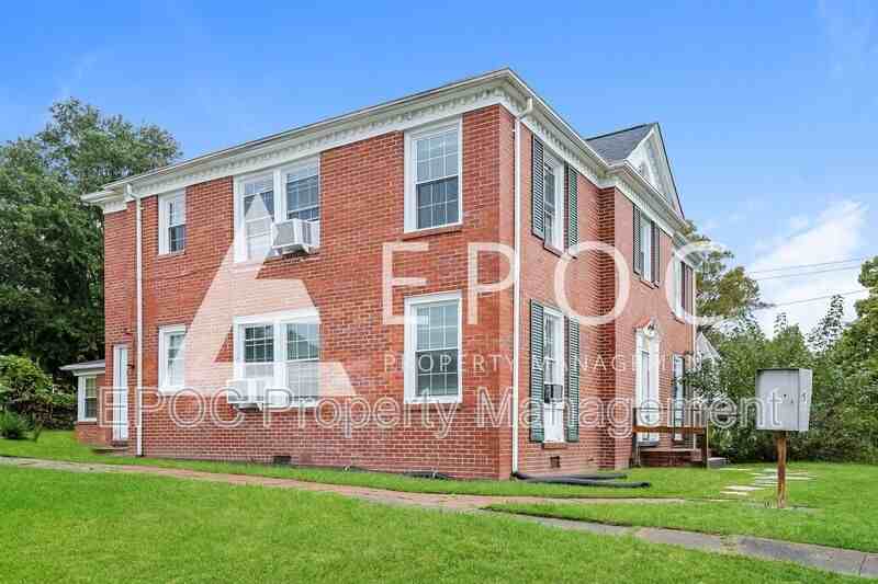 517 Willow St #4 - Photo 2 of 15