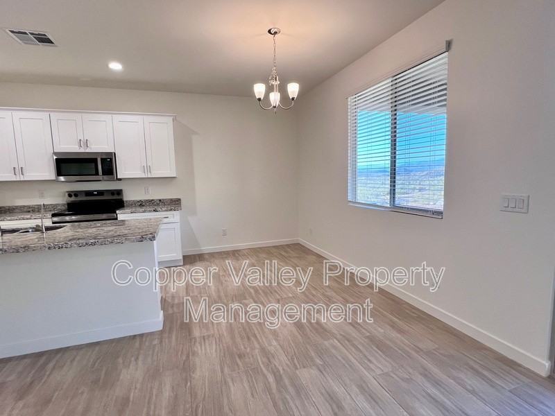 1680 W Lazy K Ranch Rd - Photo 4 of 15