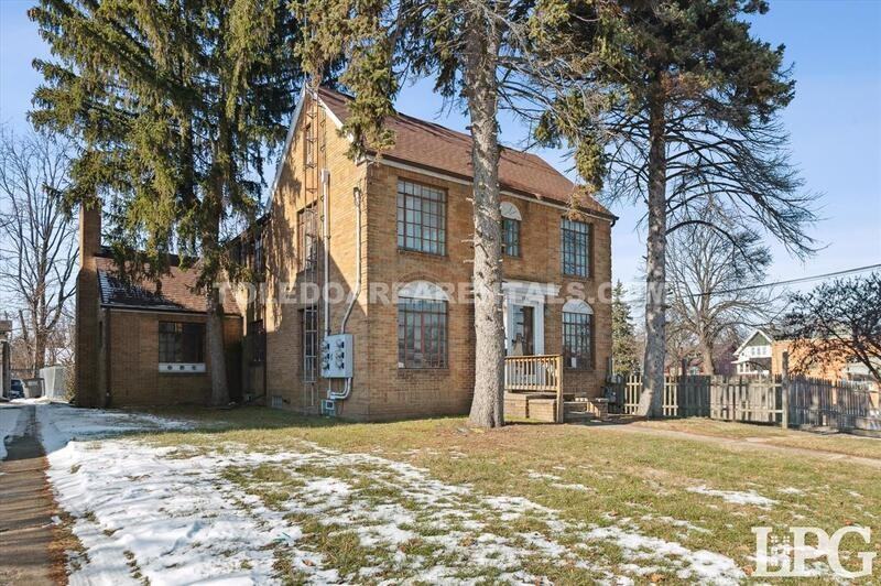 3945 Torrance Dr #3 - Photo 2 of 21