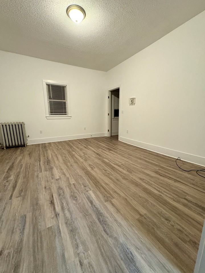 30 Elm Street - Photo 3 of 8