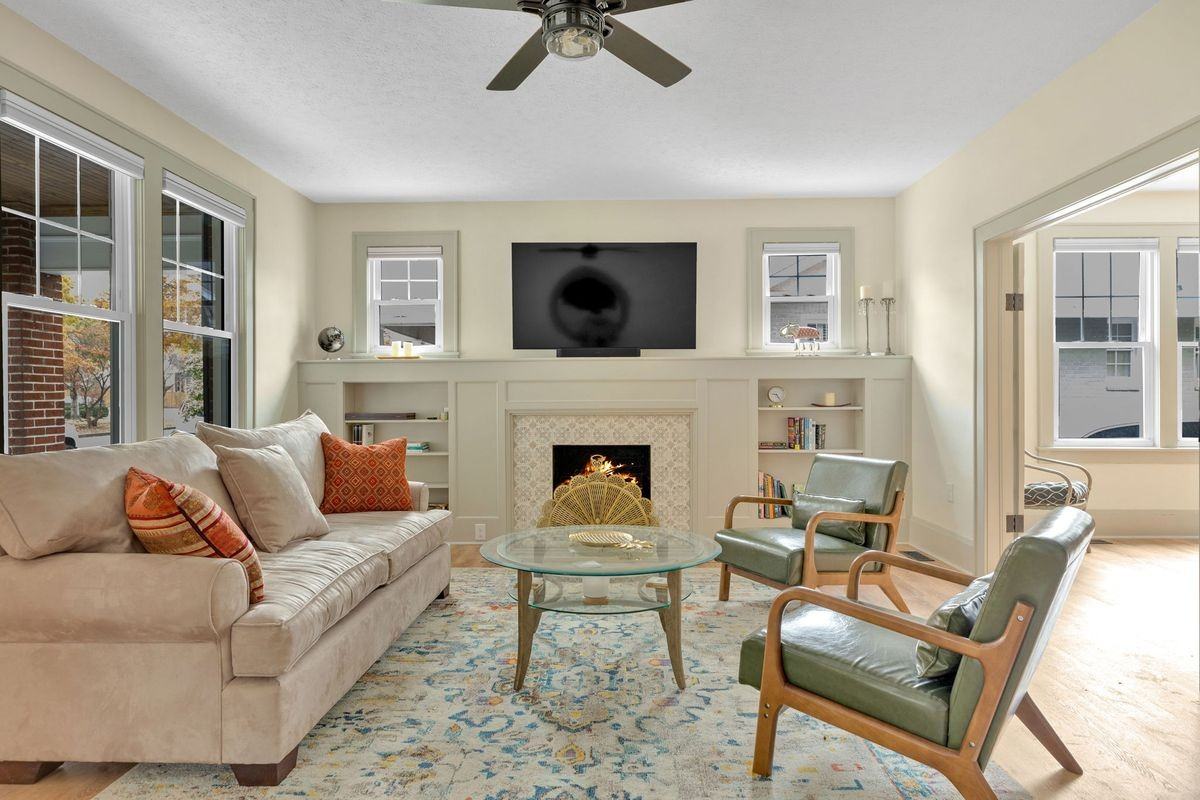 1112 Euclid Ave - Photo 3 of 25