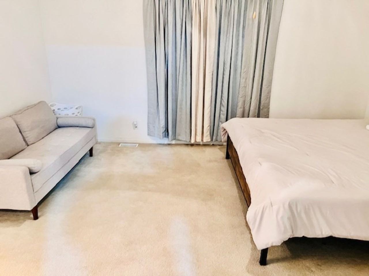 1919 Cloverdale Way - Photo 6 of 13