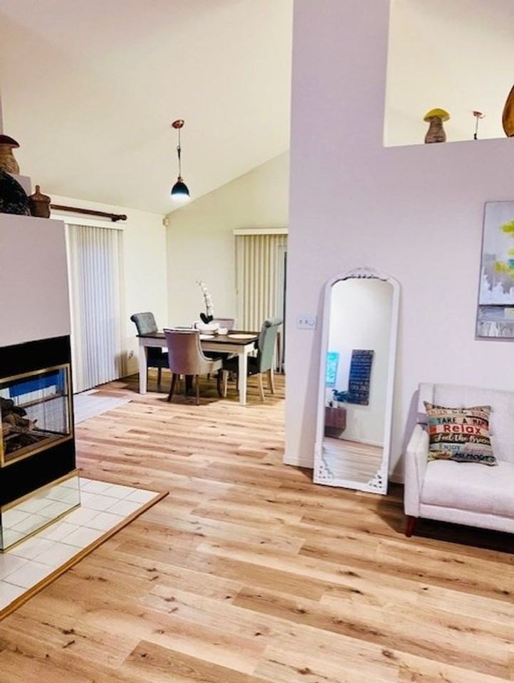 1919 Cloverdale Way - Photo 4 of 15