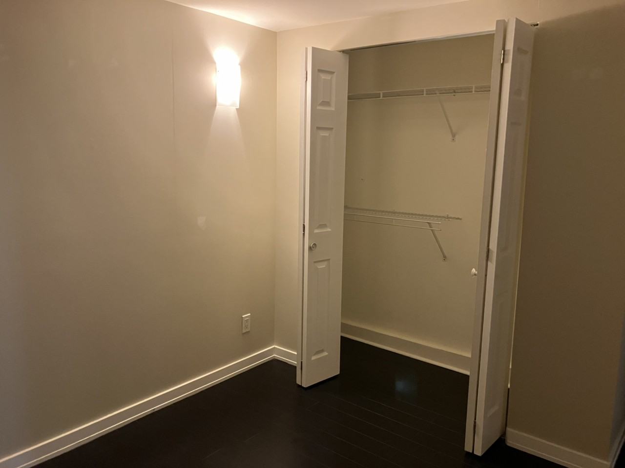 3079 E 22nd Ave - Photo 3 of 8