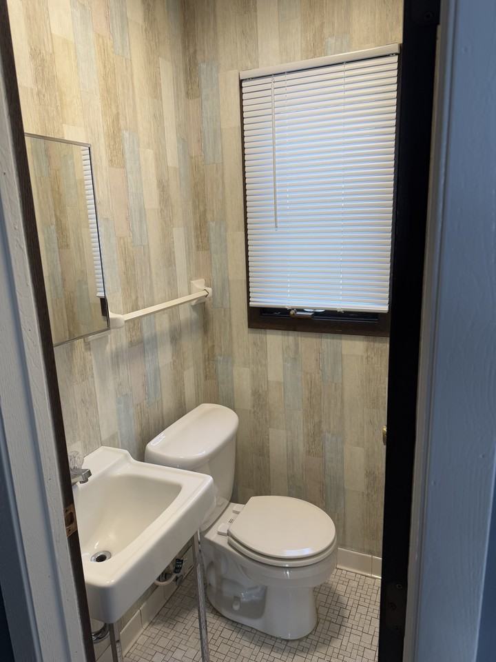 1347 87th Ave Ne - Photo 4 of 15