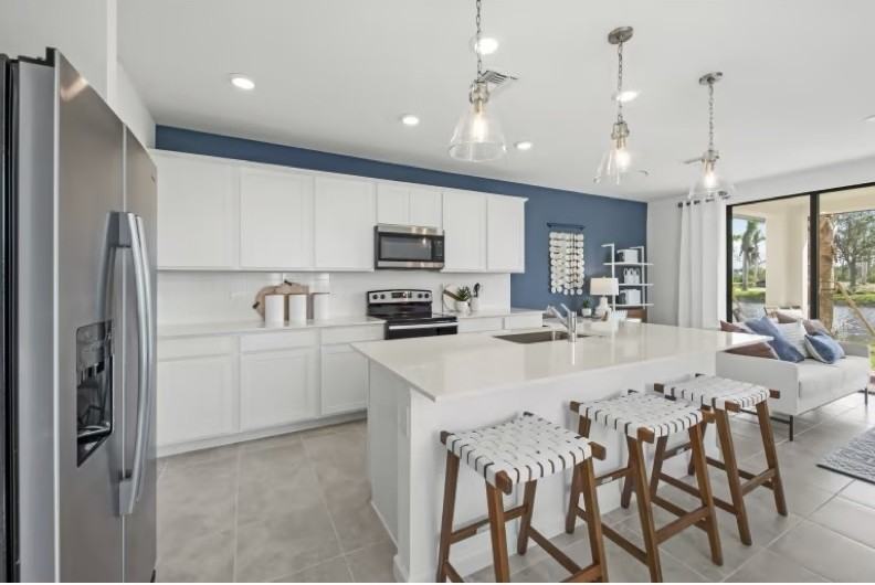 1527 Fells Cove Ln #1527 - Photo 2 of 12