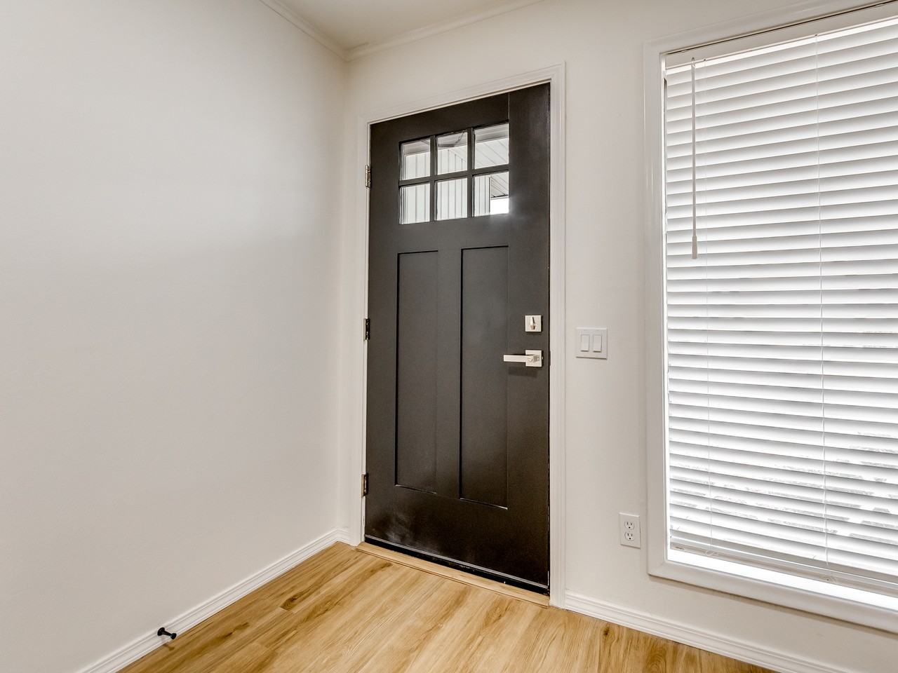 W 1500 Rd #105W9th - Photo 6 of 35