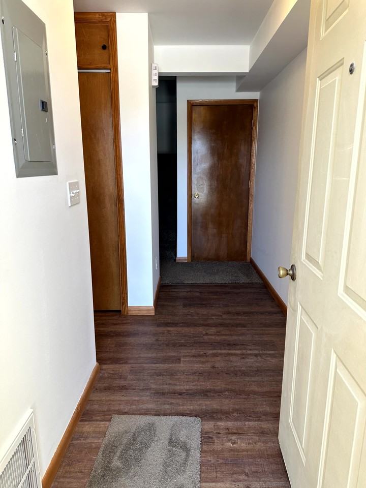 1 Florentine Ct #NA - Photo 2 of 24