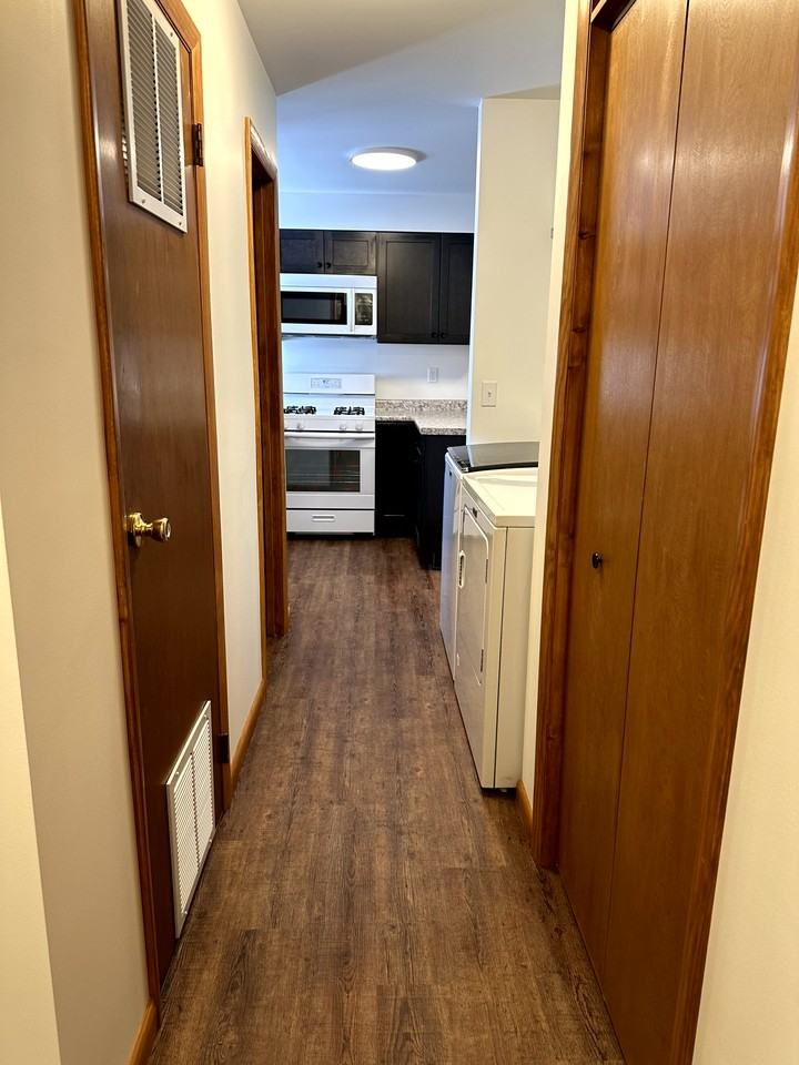 1 Florentine Ct #NA - Photo 4 of 24
