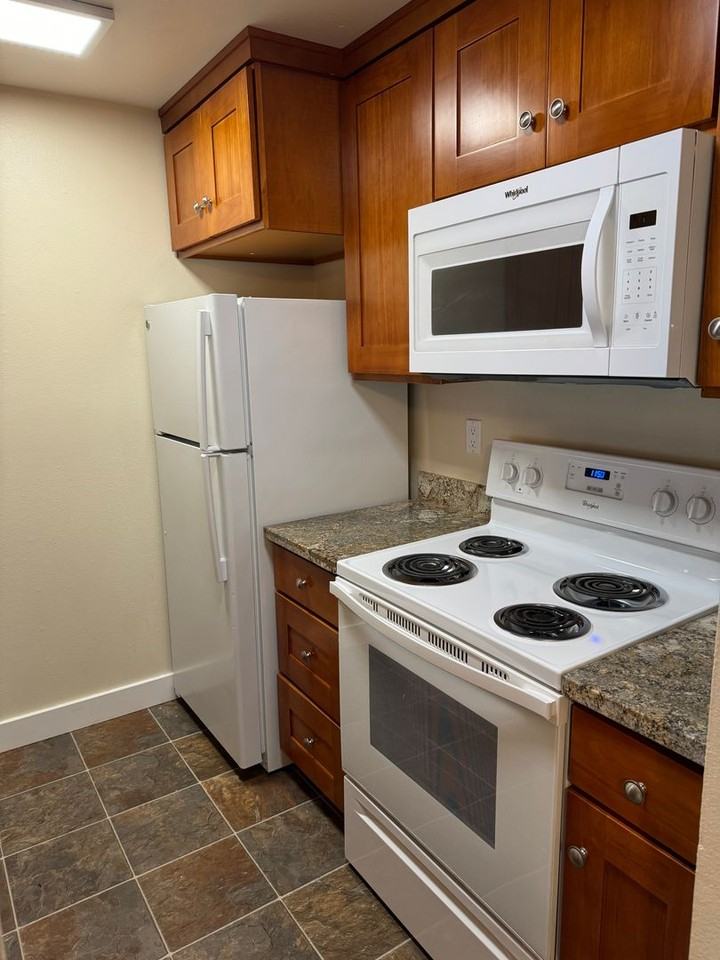 Ravenna House - Photo 6 of 32