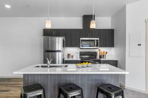 featured image of 630 Nw Kingwood Ave