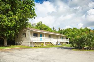 featured image of 2445 Thomasson Dr