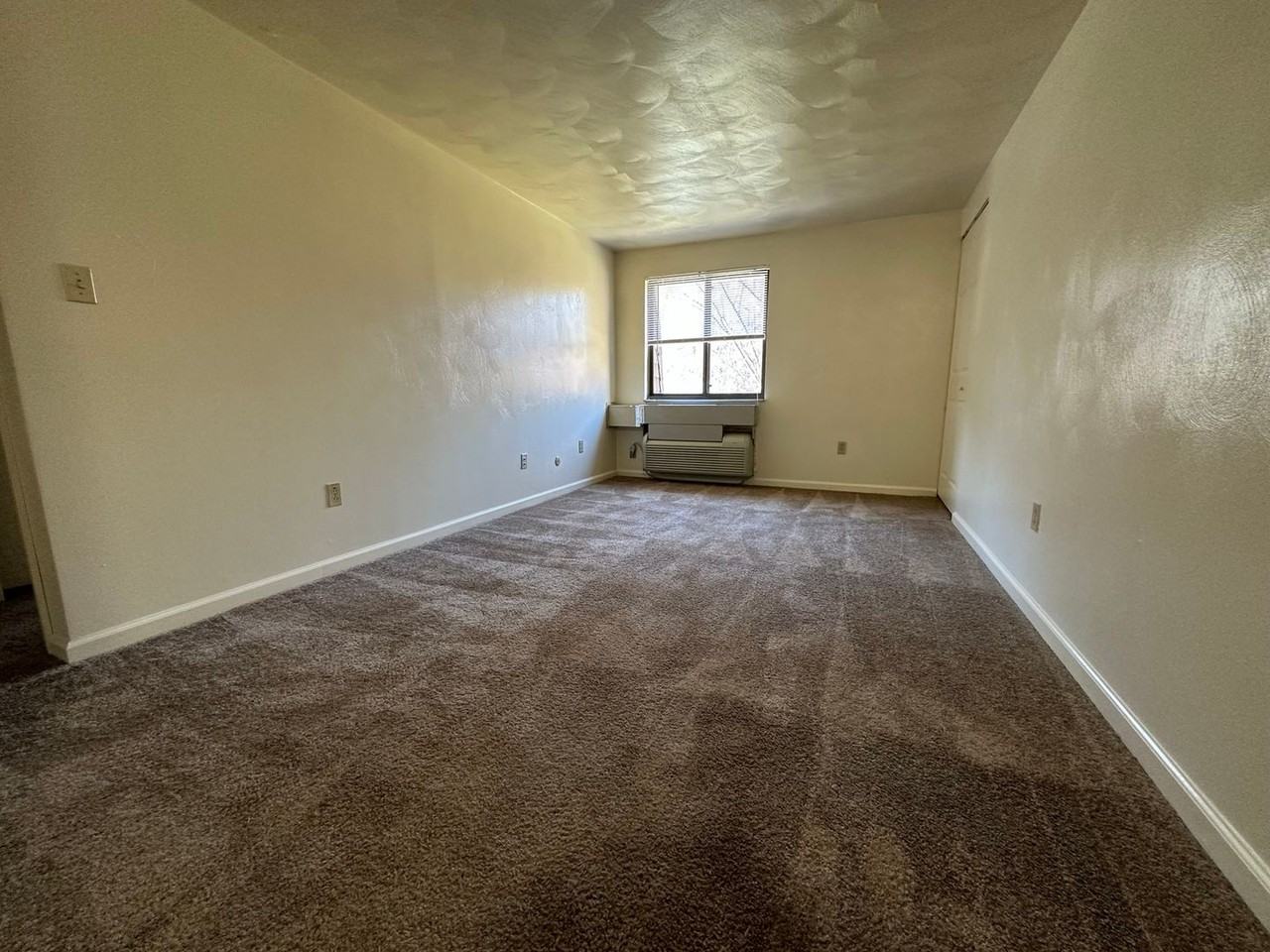 308 Kellywood Mnr - Photo 2 of 7