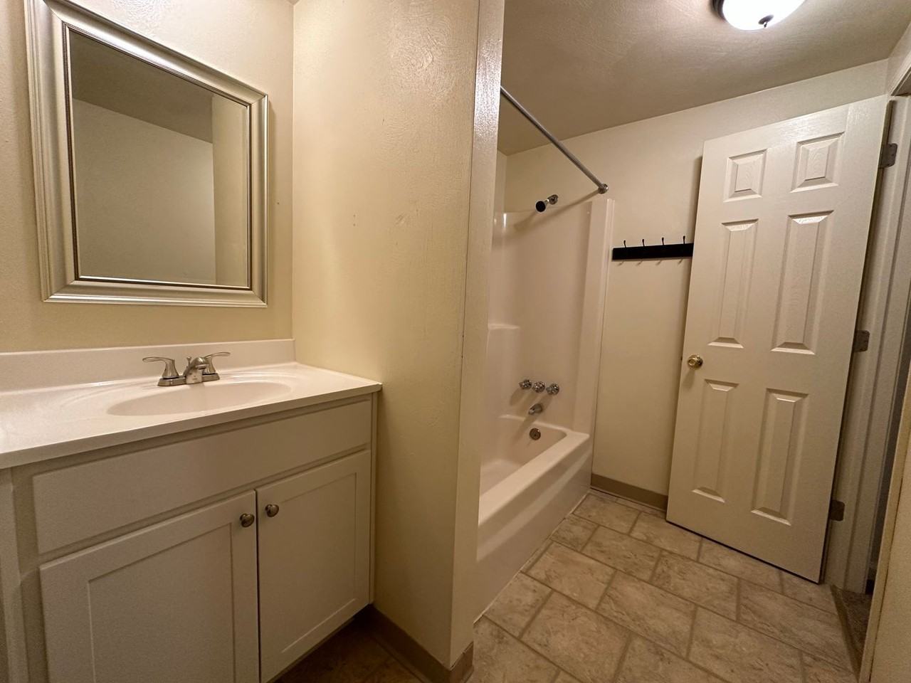 308 Kellywood Mnr - Photo 5 of 7