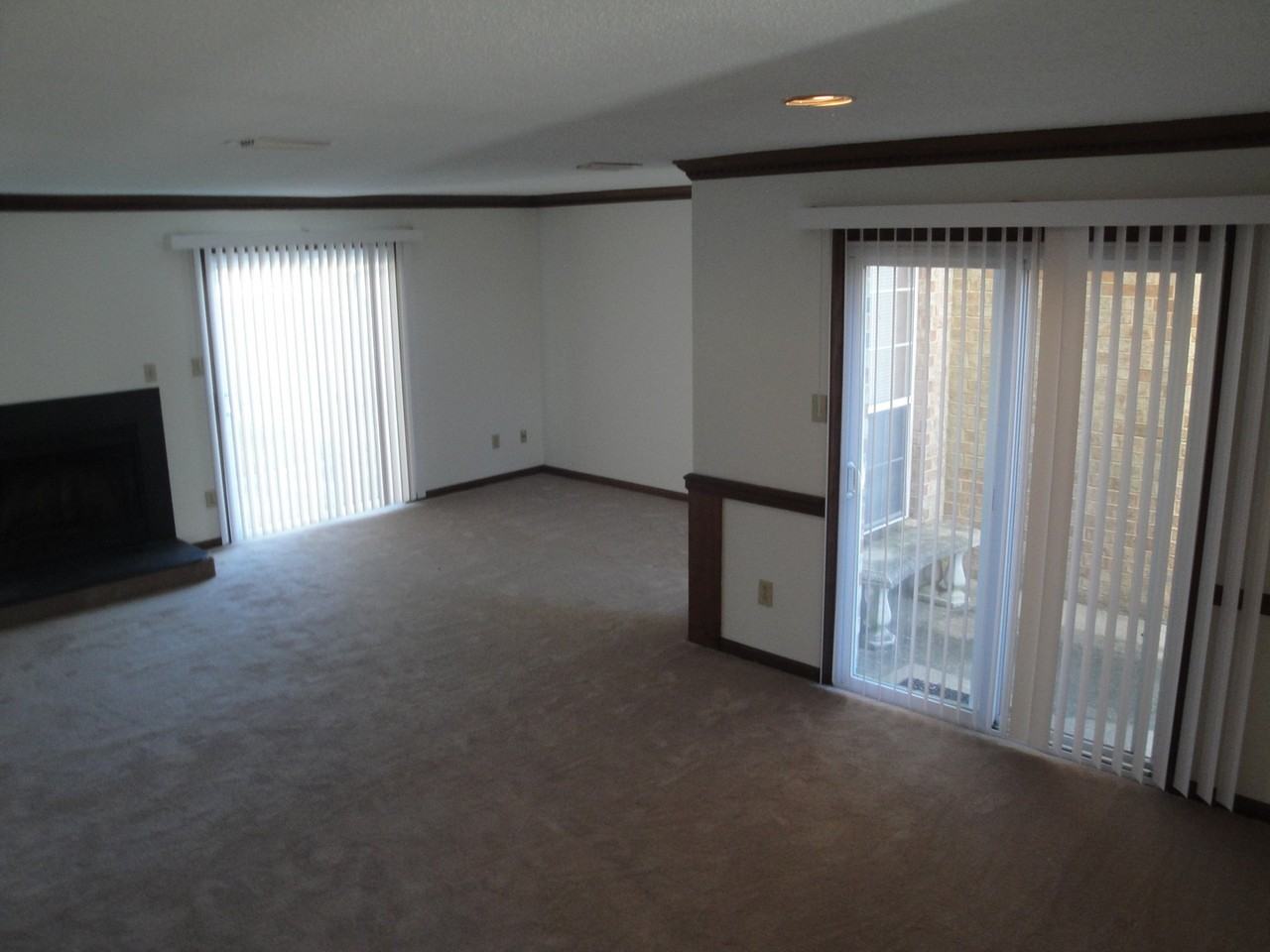 3994 Wyckoff Dr - Photo 3 of 8