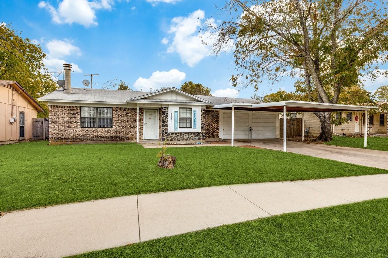 5728 Bowling Dr - Photo 2 of 12