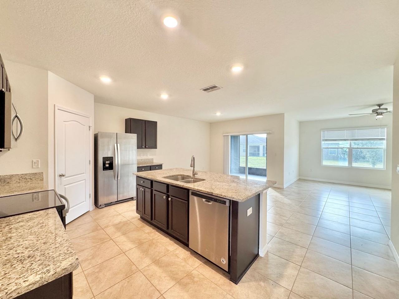 459 Autumn Stream Dr - Photo 3 of 38