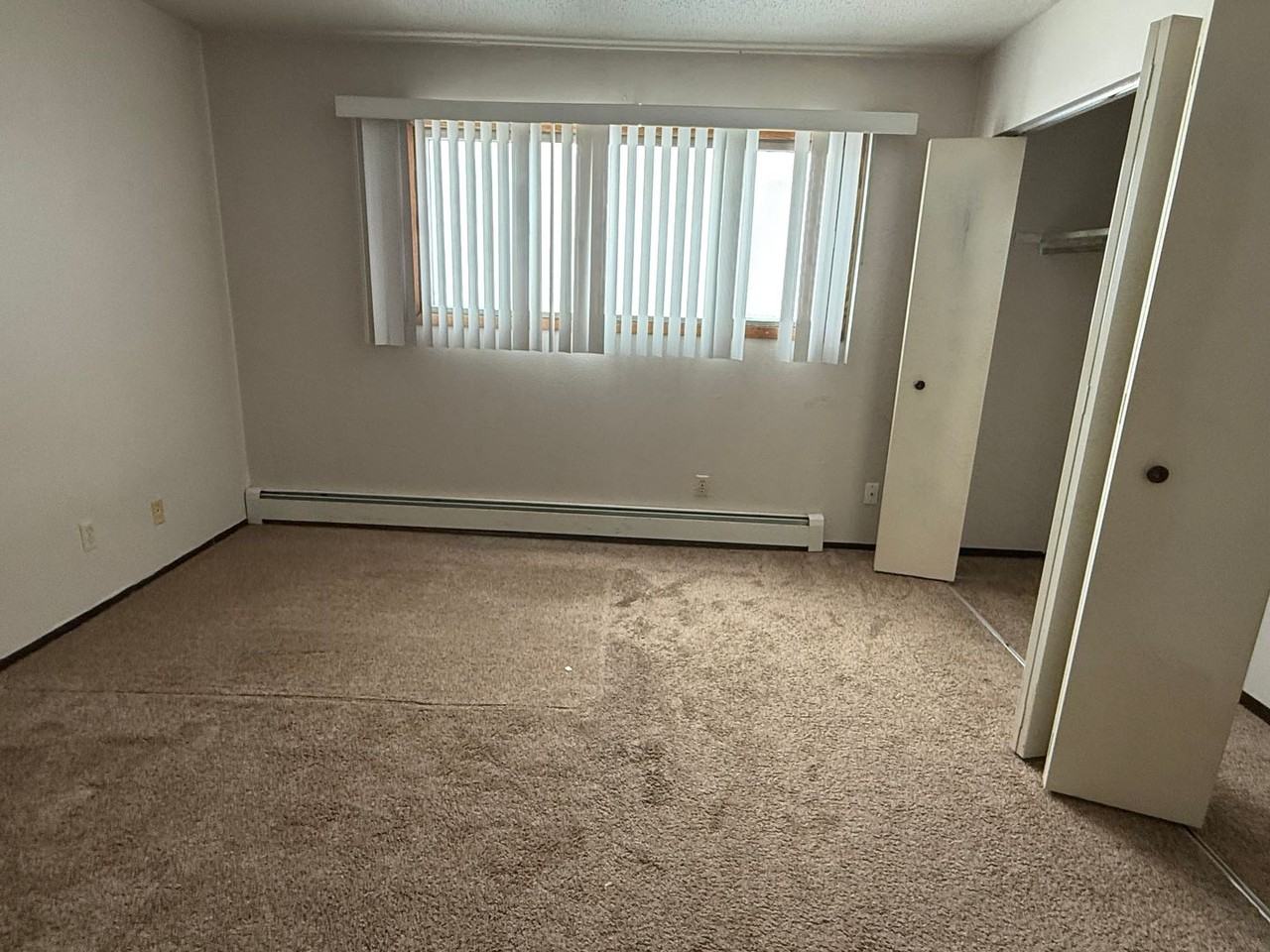 2014 10th Ave E - Photo 2 of 5