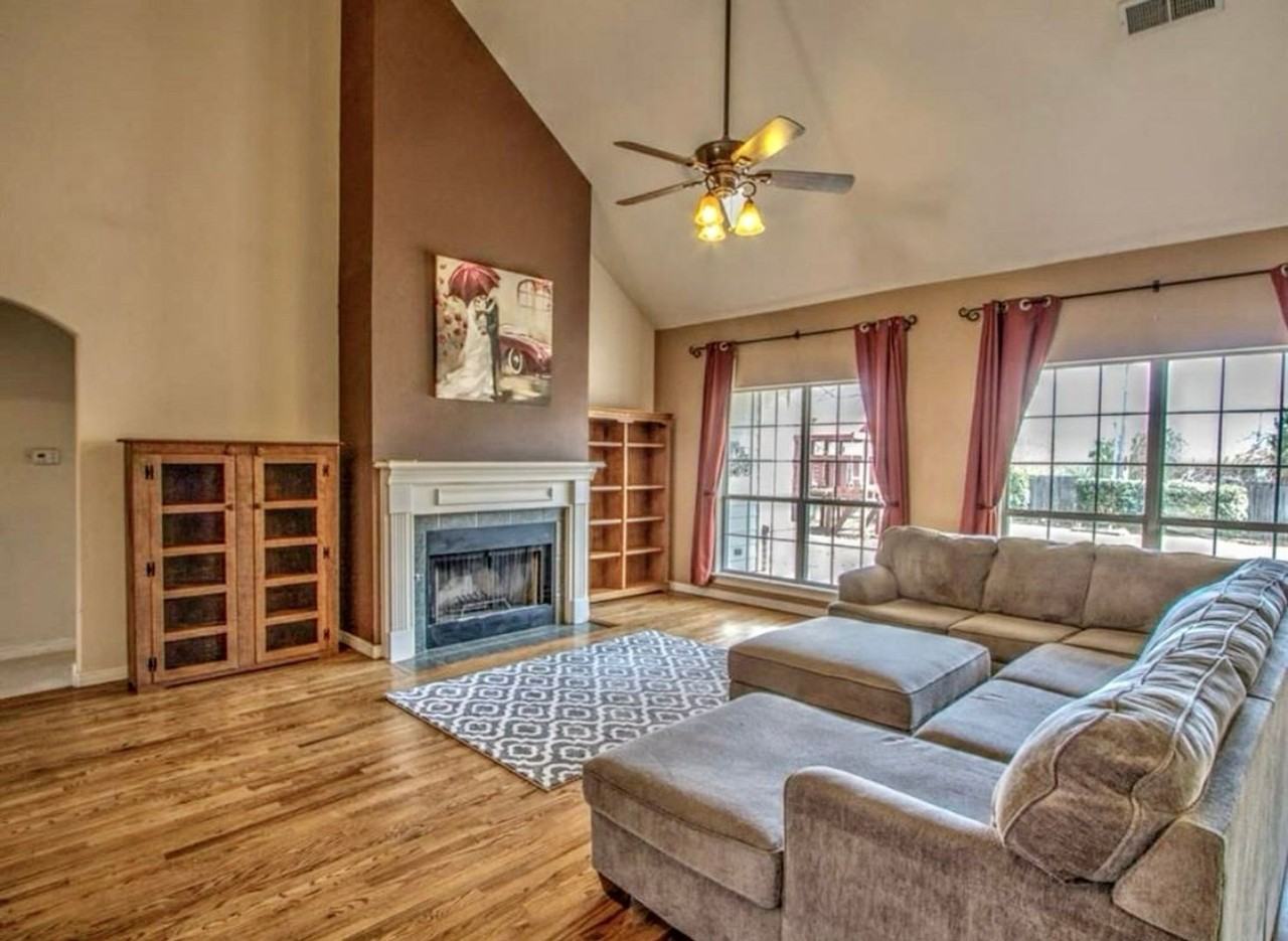 515 N Douglas St - Photo 2 of 29