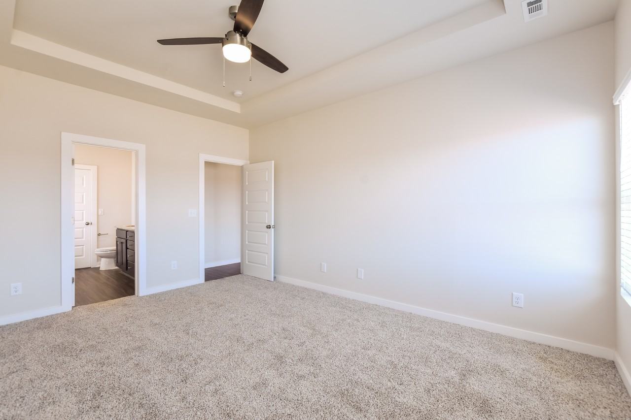 26130 Beech Grove Ln - Photo 7 of 24