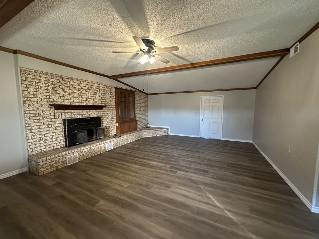 8710 Us Highway 87 N - Photo 2 of 3