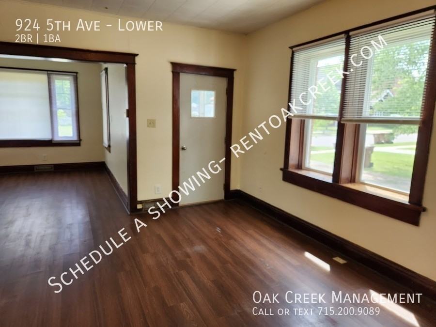 924 5th Ave - Photo 4 of 15