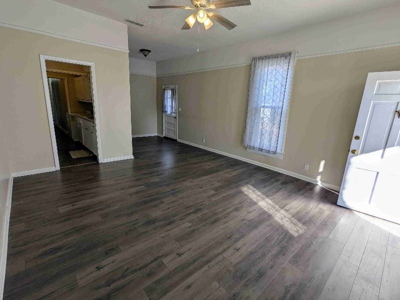 322 Head St - Photo 2 of 20