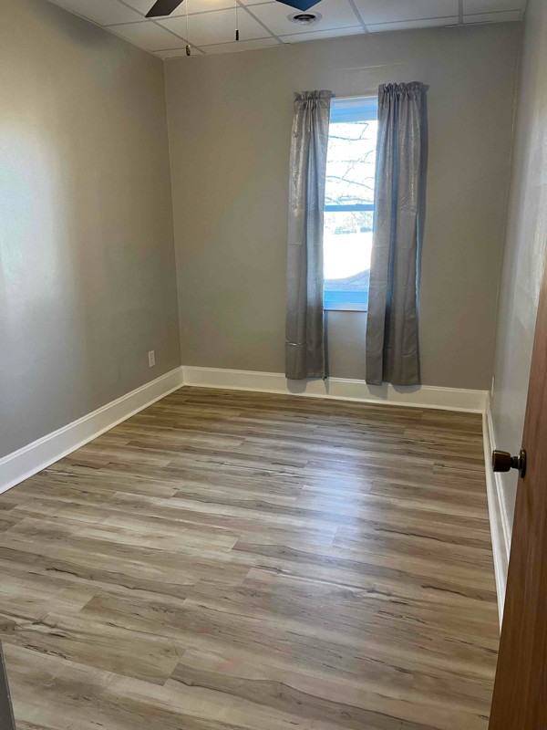 125 N Main St - Photo 5 of 10