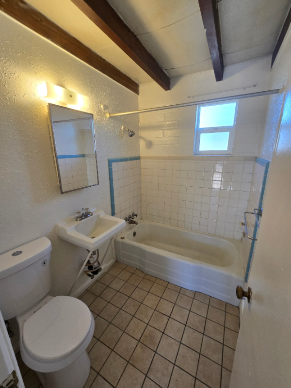 2866 N Alvernon Way #2866 - Photo 4 of 20