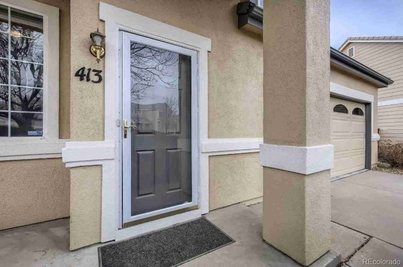 413 Chambers Way - Photo 2 of 11