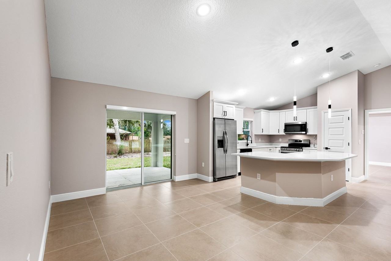 4174 Se 134th St - Photo 4 of 22