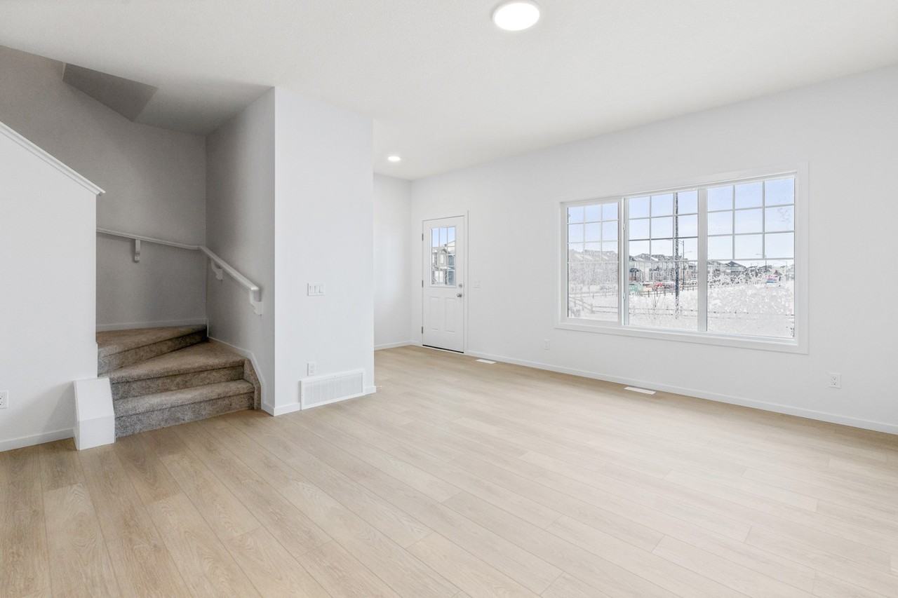 17811 71 St Nw - Photo 7 of 31