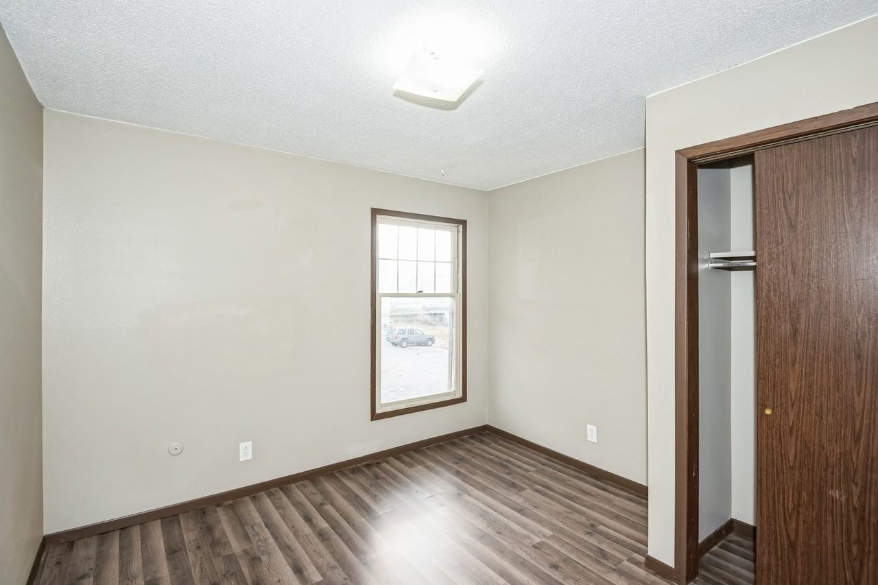 917 Prince Street - Photo 7 of 22