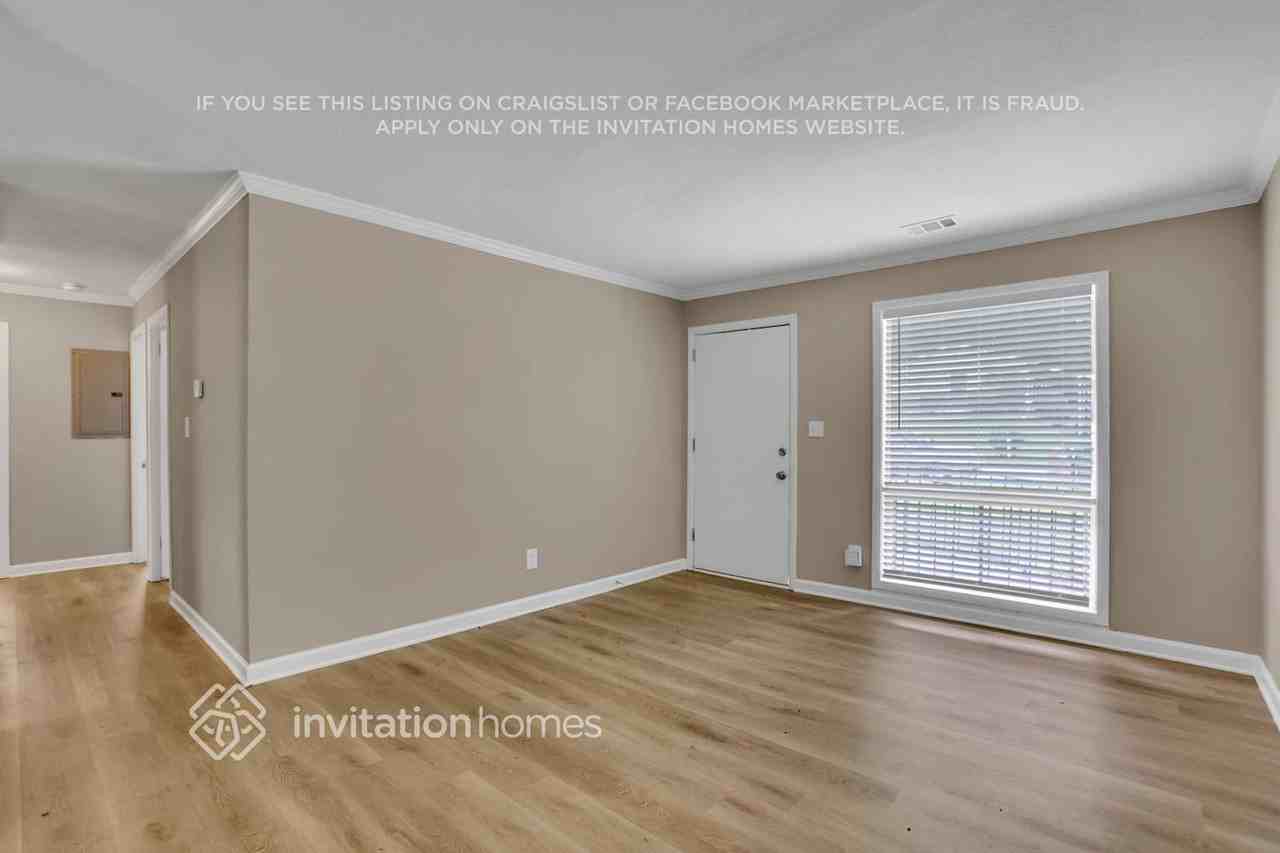 2636 Santa Monica Dr Nw - Photo 5 of 24