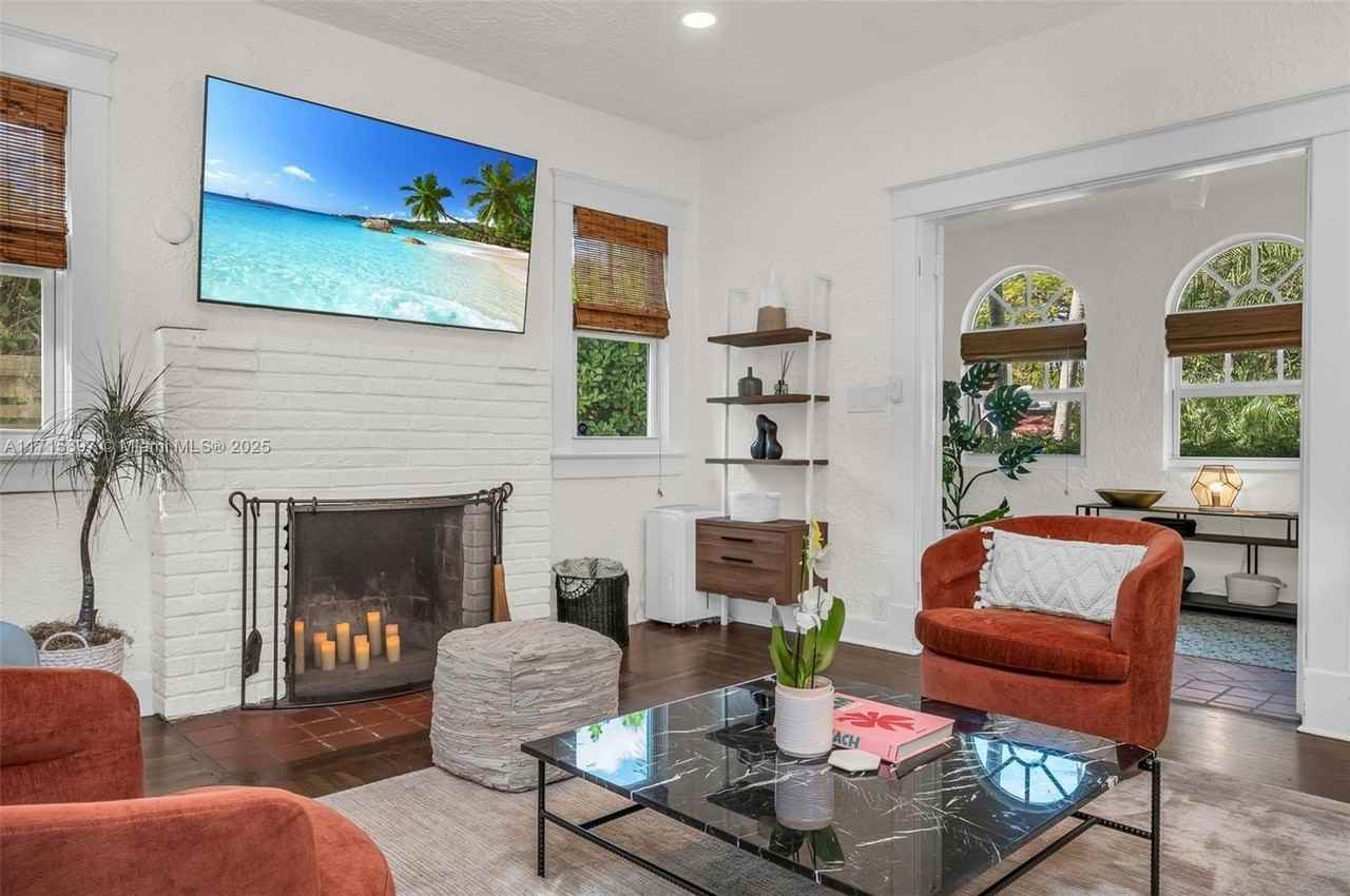 822 Flamingo Dr - Photo 6 of 50