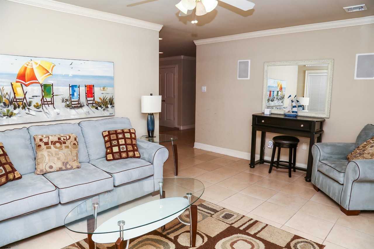 339 13th St S - Photo 6 of 50