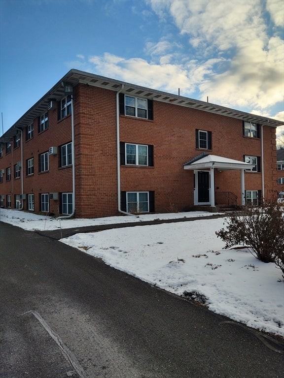 3 Leonard Rd - Photo 2 of 30