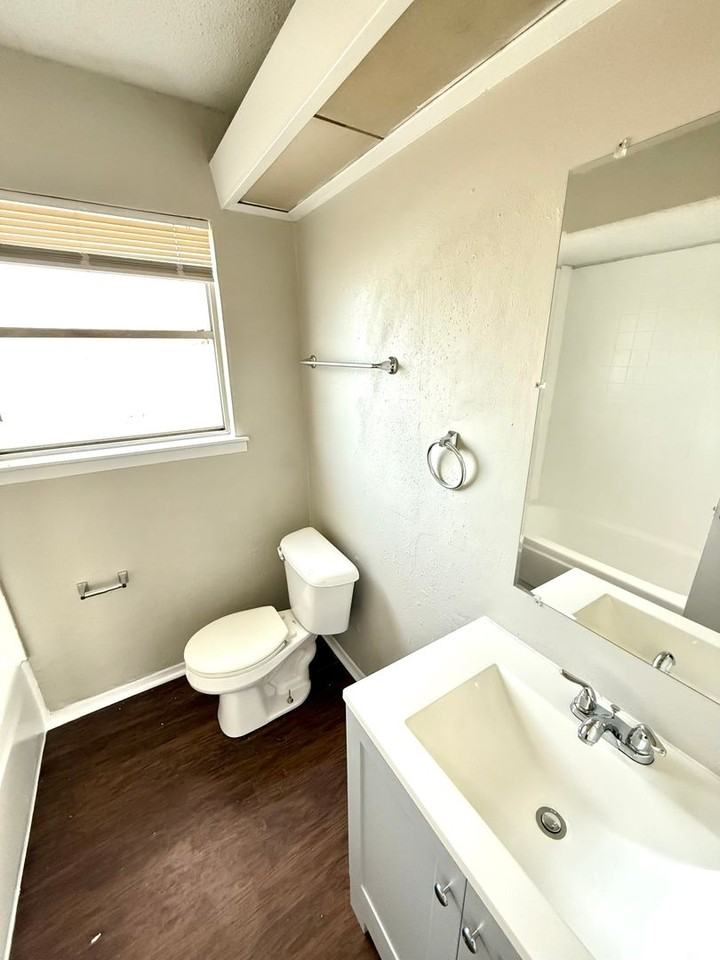 8740 Santa Rosa Dr - Photo 6 of 12